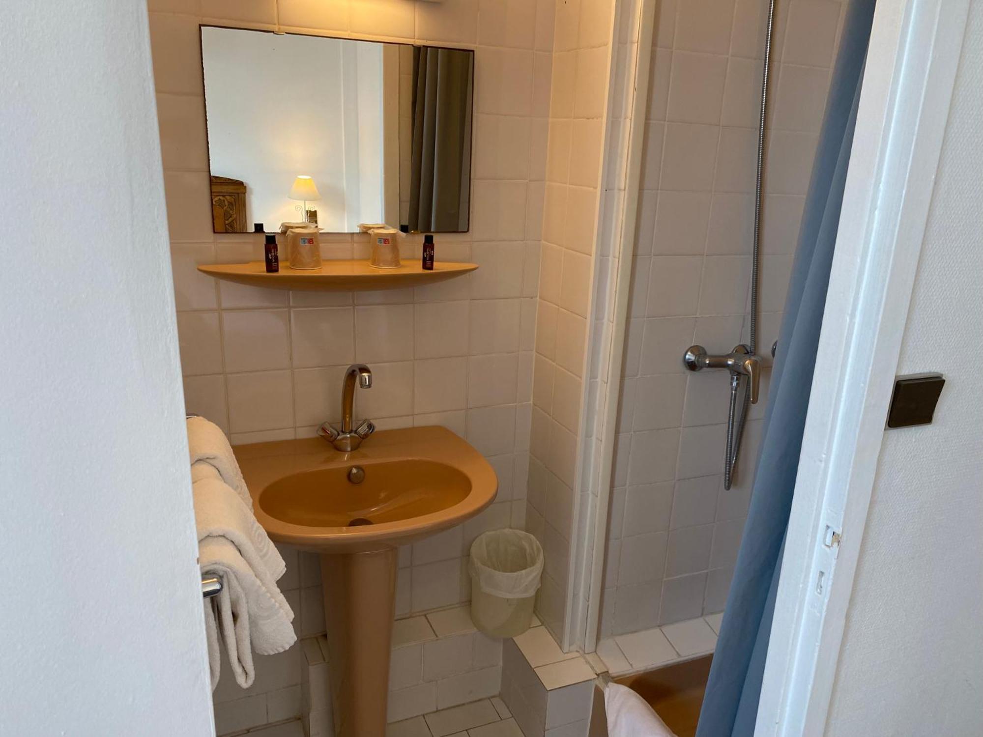 Hotel Restaurant L'Annexe Saint-Valery-en-Caux Luaran gambar
