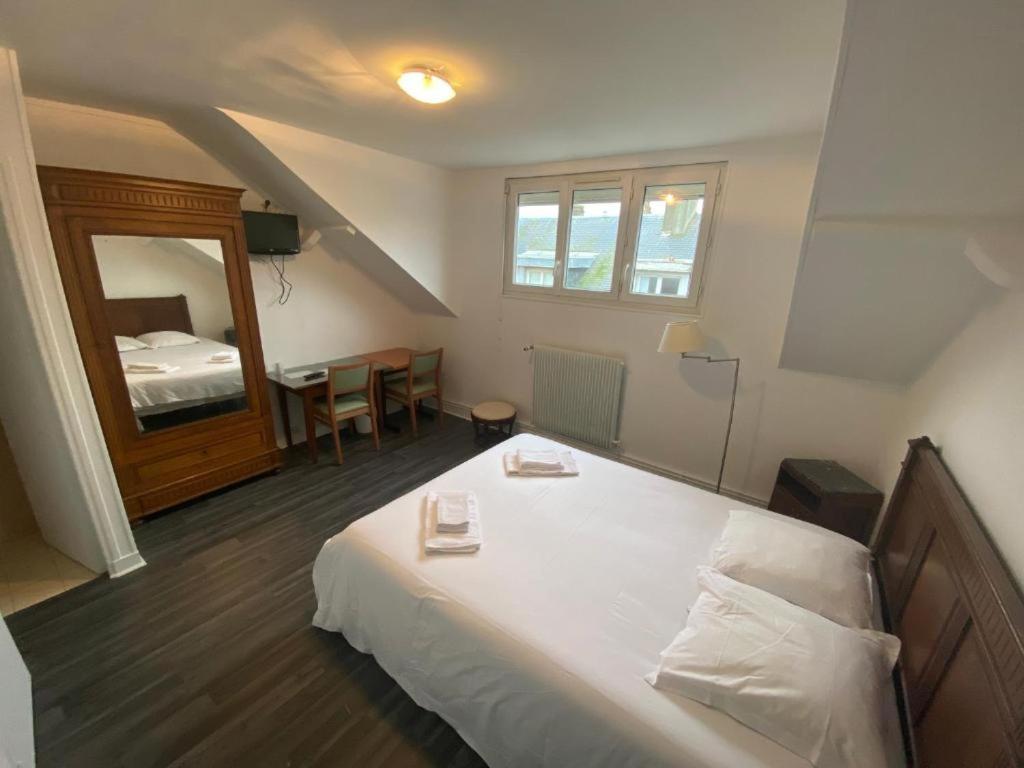 Hotel Restaurant L'Annexe Saint-Valery-en-Caux Luaran gambar